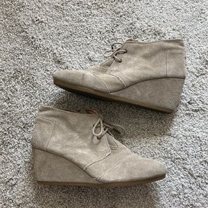 Toms Nude Wedge Bootie